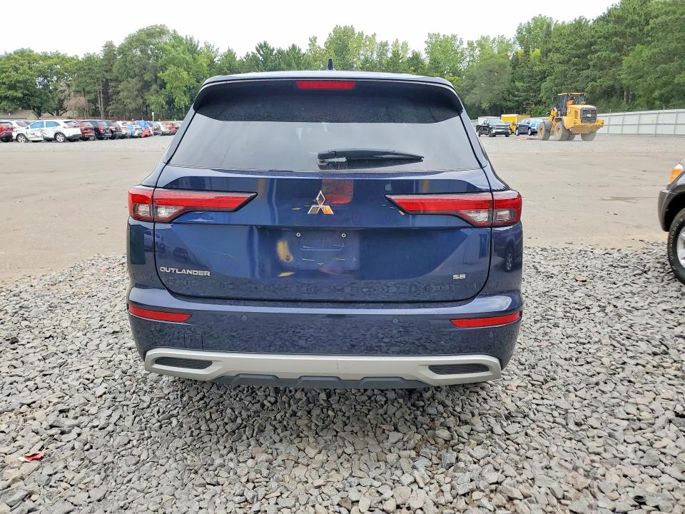 Снимка 6 от търг – 2023 MITSUBISHI OUTLANDER с VIN JA4J3UA87PZ016316