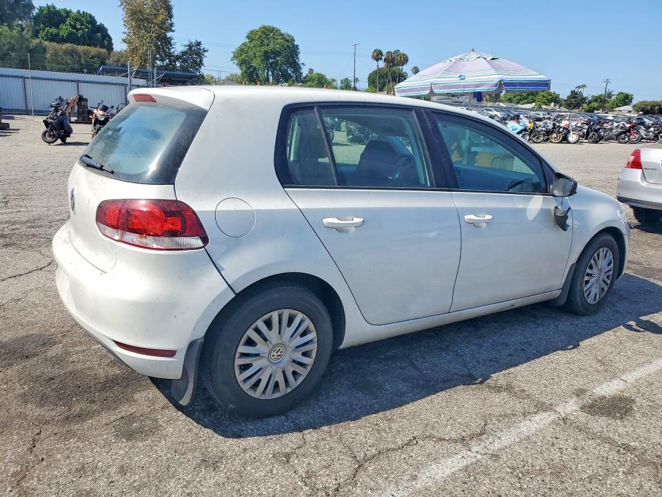 Photo 3 from auction – 2014 VOLKSWAGEN GOLF with VIN WVWDB7AJ5EW002083
