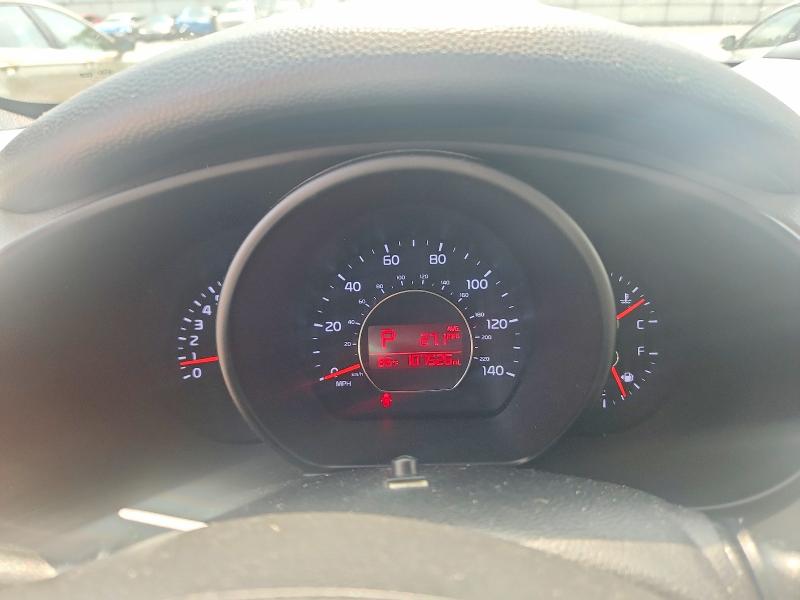 Photo 9 from auction – 2015 KIA SOUL with VIN KNDJN2A28F7183942