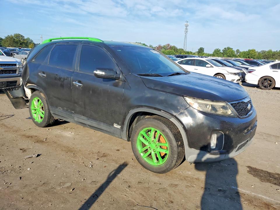Снимка 4 от търг – 2014 KIA SORENTO с VIN 5XYKTCA64EG451194
