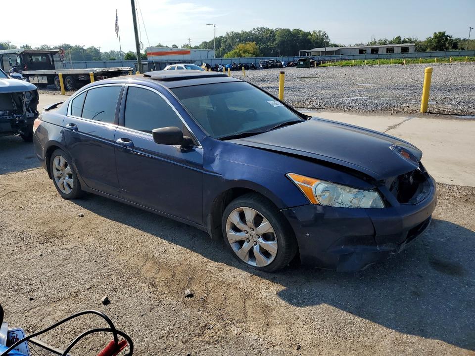 Photo 4 from auction – 2010 HONDA ACCORD with VIN 1HGCP2F81AA045009