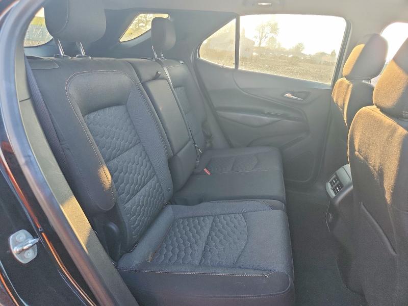 Photo 10 from auction – 2018 CHEVROLET EQUINOX with VIN 2GNAXJEV0J6342753
