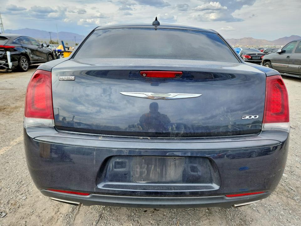 Foto 6 de la subasta – 2019 CHRYSLER 300 con VIN 2C3CCAAGXKH590345