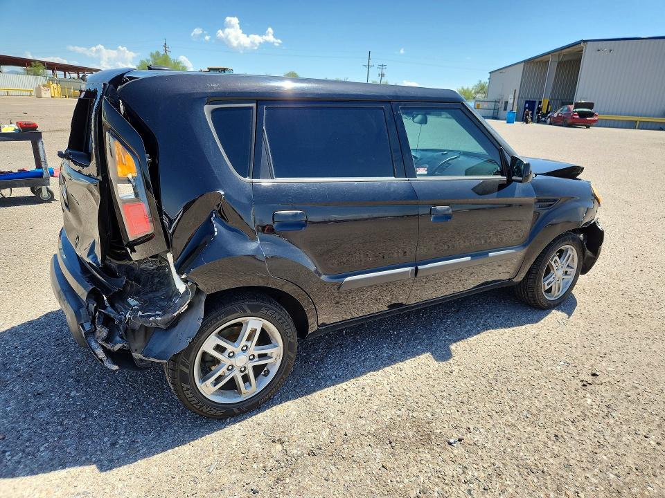 Photo 3 from auction – 2010 KIA SOUL with VIN KNDJT2A27A7033092