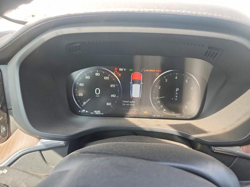 Photo 9 from auction – 2020 VOLVO XC60 with VIN YV4102RL6L1610039