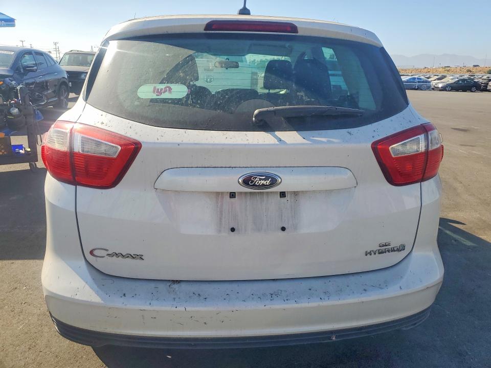 Photo 6 from auction – 2014 FORD C-MAX with VIN 1FADP5AUXEL521220