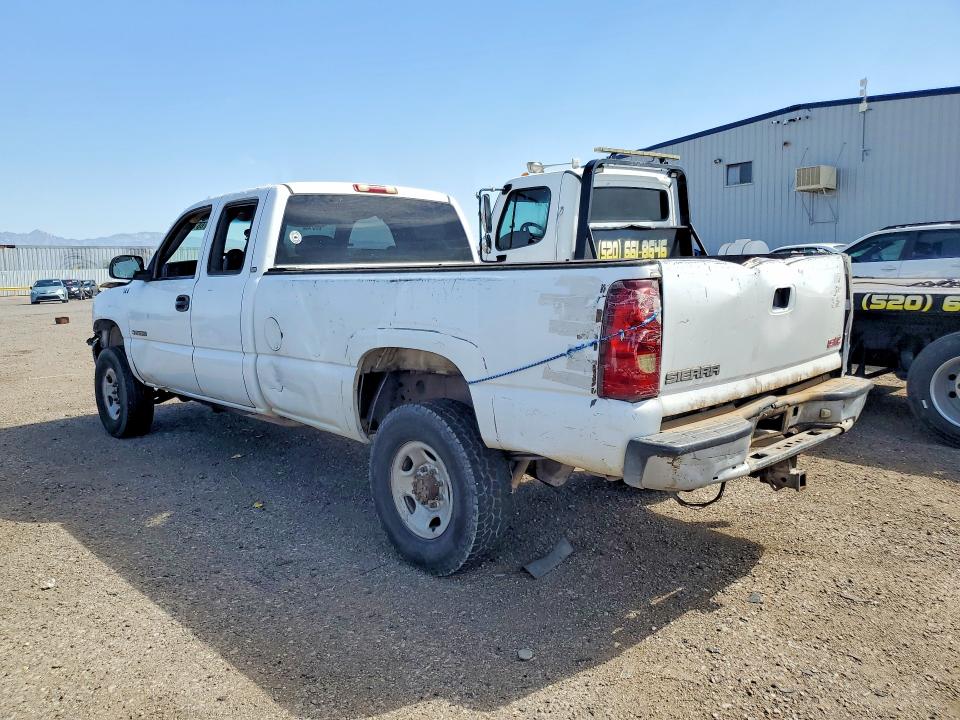 Photo 2 from auction – 2001 CHEVROLET SILVERADO with VIN 1GCHC29U21E215878