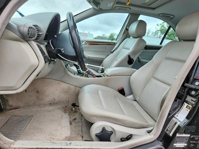 Photo 7 from auction – 2007 MERCEDES-BENZ C with VIN WDBRF52H97F935643