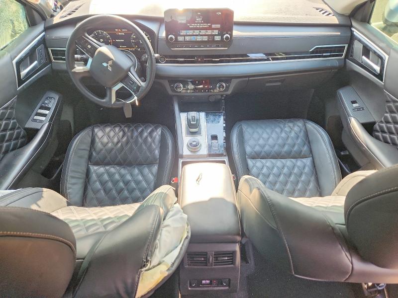 Photo 8 from auction – 2023 MITSUBISHI OUTLANDER with VIN JA4J3VA83PZ026606