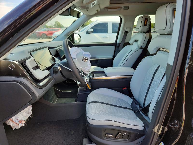 Photo 7 from auction – 2023 RIVIAN R1S with VIN 7PDSGABA2PN026301