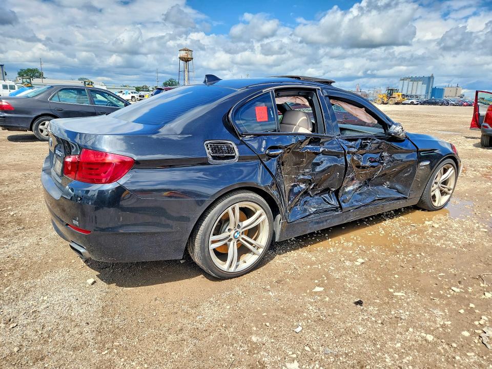 Photo 3 from auction – 2011 BMW 550 with VIN WBAFU9C55BC278062