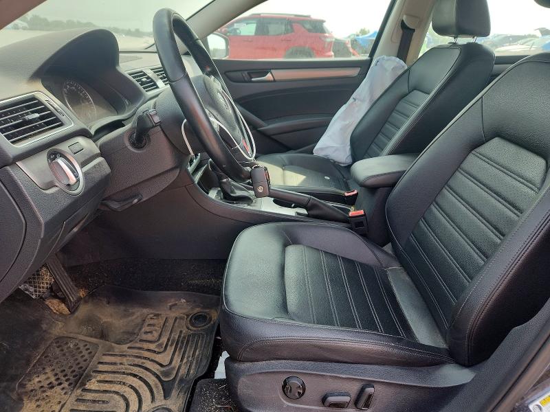Photo 7 from auction – 2015 VOLKSWAGEN PASSAT with VIN 1VWBT7A30FC066117