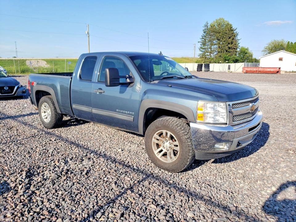 Photo 4 from auction – 2013 CHEVROLET SILVERADO with VIN 1GCRKSE75DZ385172