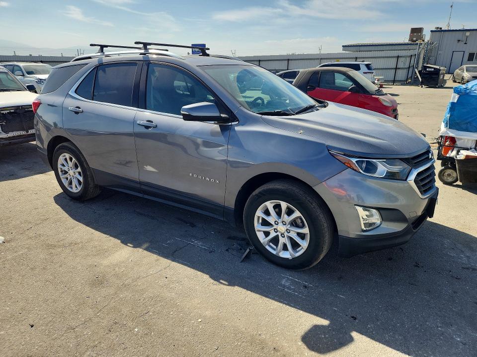 Photo 4 from auction – 2018 CHEVROLET EQUINOX with VIN 3GNAXUEU1JL310690