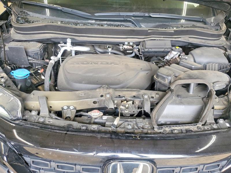 Photo 12 from auction – 2021 HONDA PASSPORT with VIN 5FNYF8H91MB017383