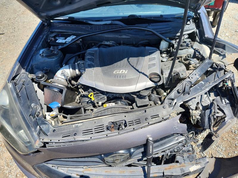 Photo 11 from auction – 2013 HYUNDAI GENESIS COUPE with VIN KMHHU6KJ3DU084390