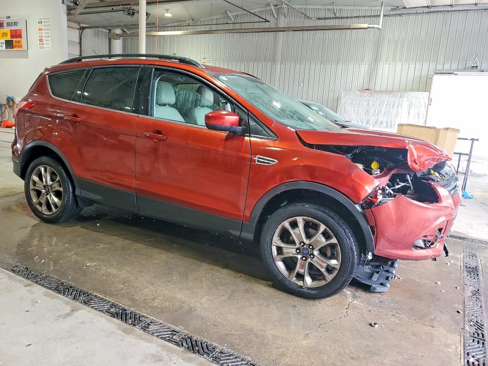 Photo 4 from auction – 2015 FORD ESCAPE with VIN 1FMCU0GXXFUB24407