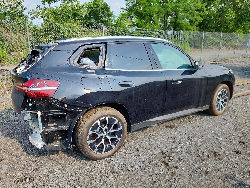 Снимка 3 от търг – 2025 BMW X3 с VIN 5UX53GP08S9102543