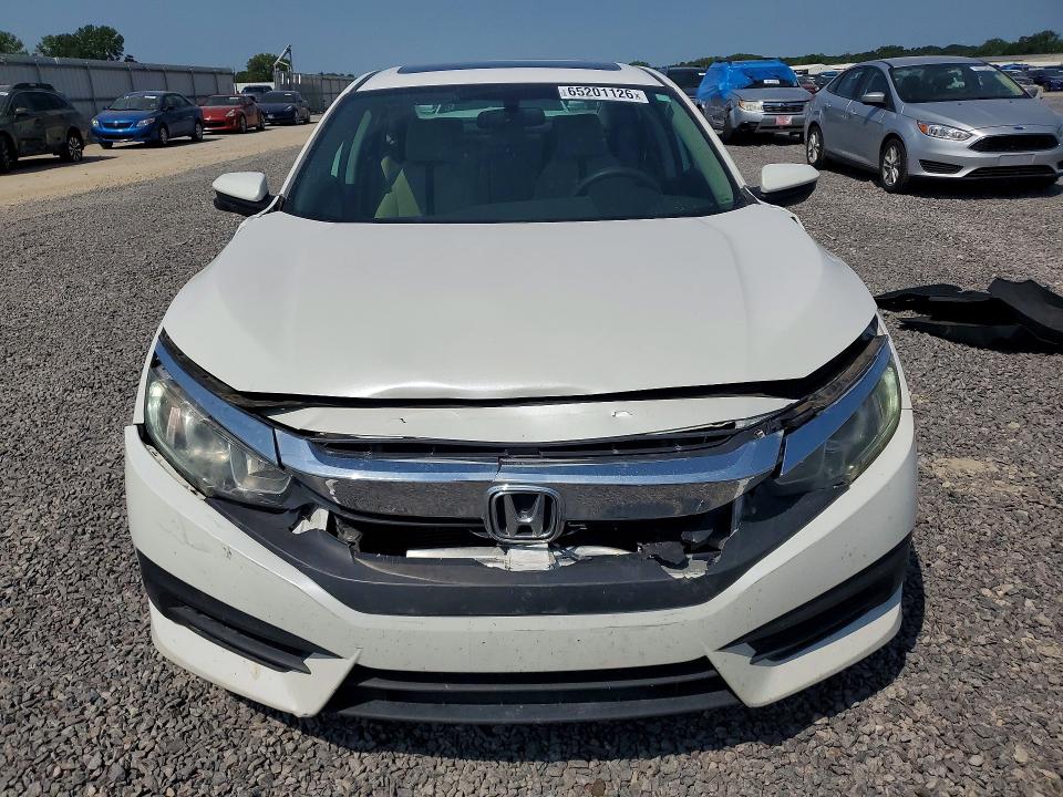 Photo 5 from auction – 2016 HONDA CIVIC with VIN 19XFC2F7XGE224847