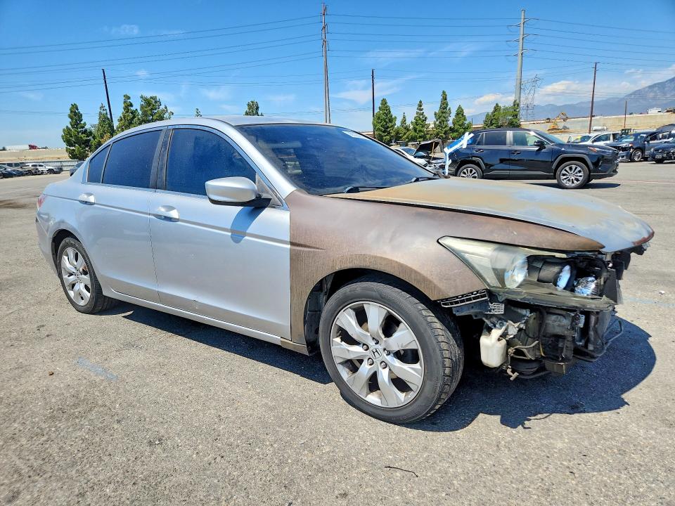 Photo 4 from auction – 2008 HONDA ACCORD with VIN JHMCP26338C071093