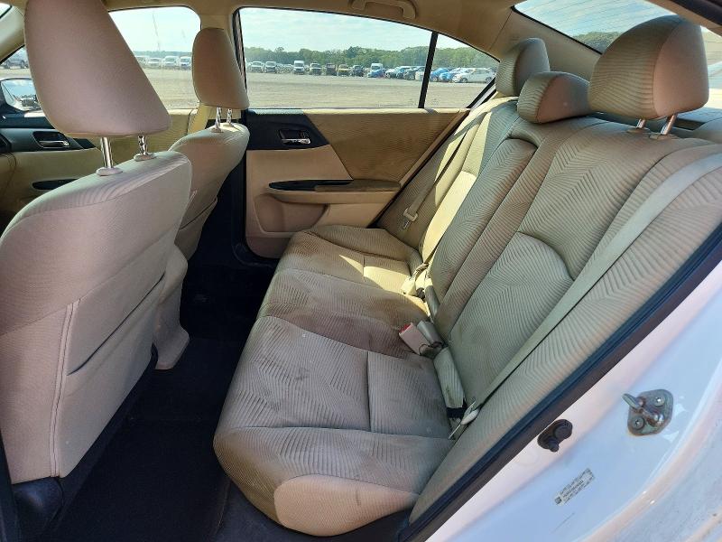 Photo 10 from auction – 2014 HONDA ACCORD with VIN 1HGCR2F39EA182655