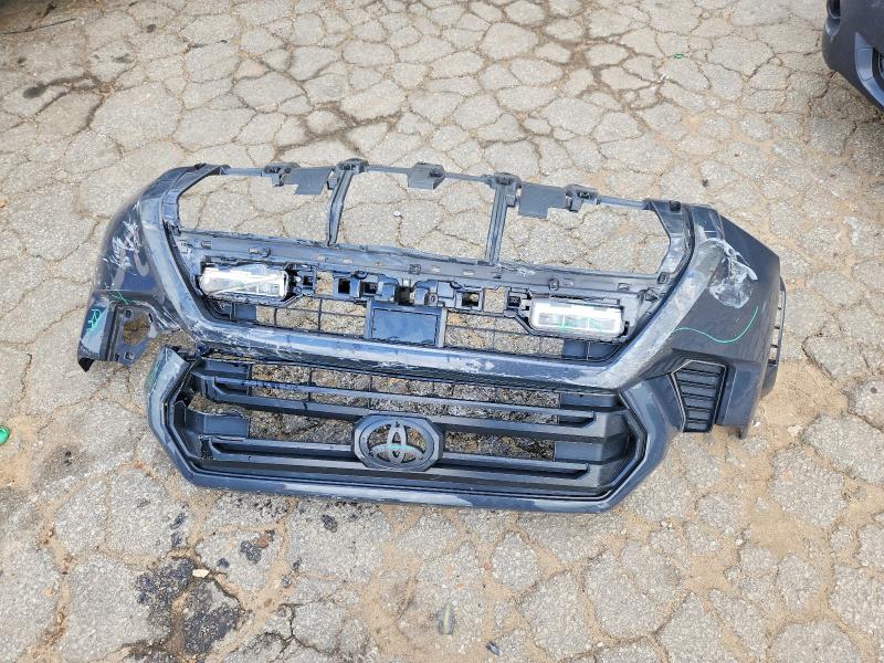 Photo 12 from auction – 2024 TOYOTA TACOMA with VIN 3TYKB5FN5RT013473