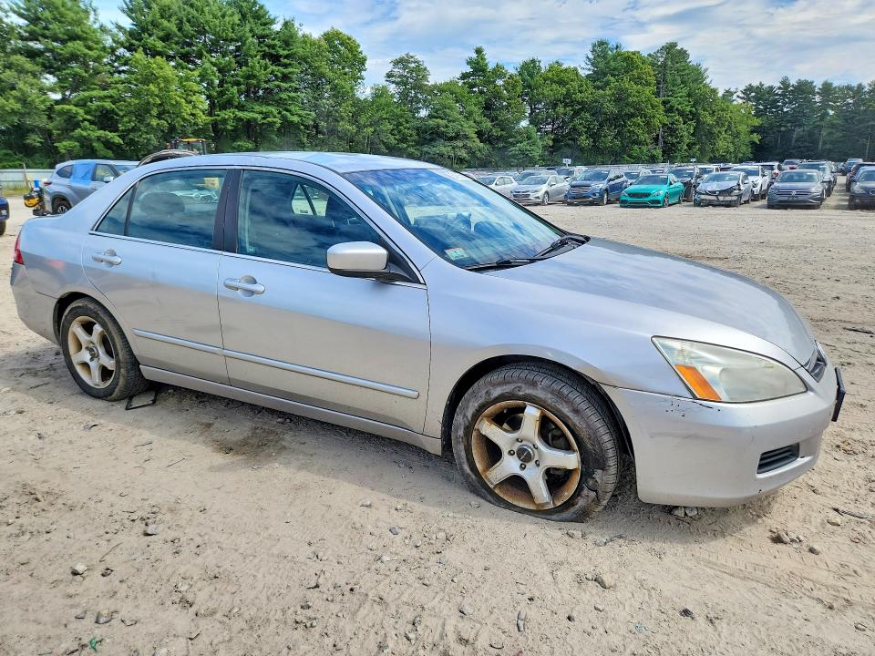 Photo 4 from auction – 2007 HONDA ACCORD with VIN 1HGCM56337A042300
