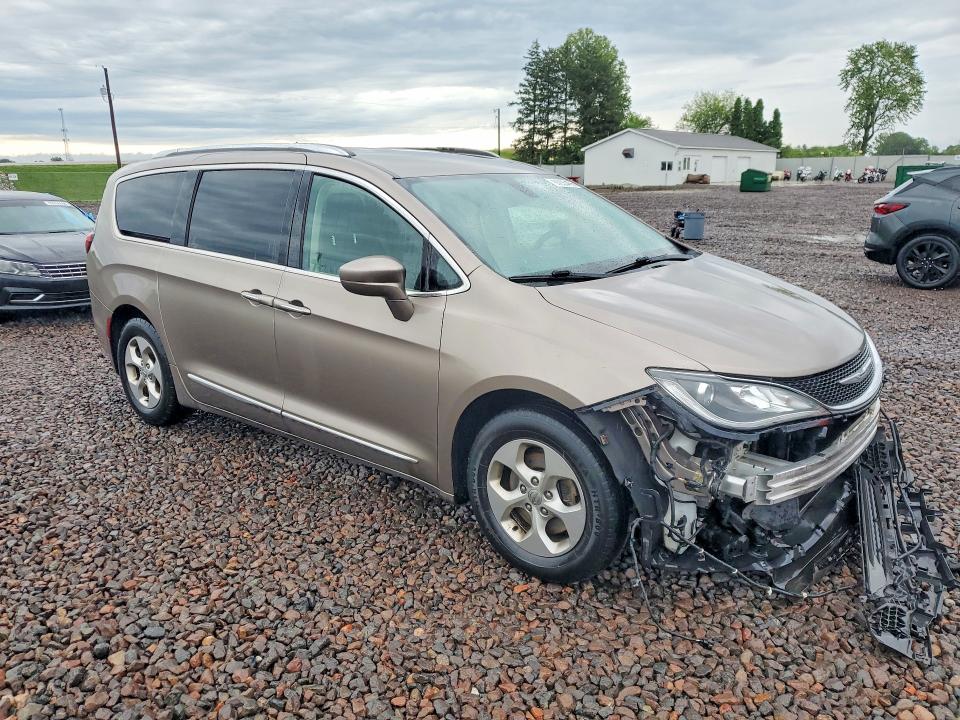 Zdjęcie 4 z aukcji – 2017 CHRYSLER PACIFICA z VIN 2C4RC1EG4HR734992