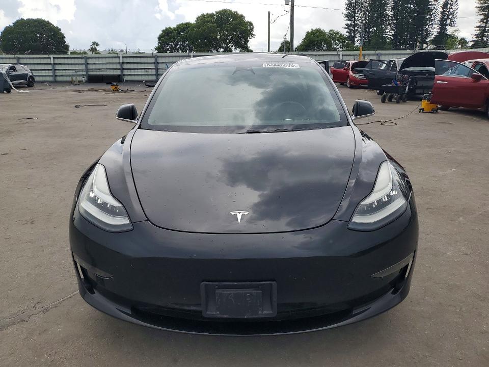 Photo 5 from auction – 2019 TESLA MODEL 3 with VIN 5YJ3E1EB0KF384882