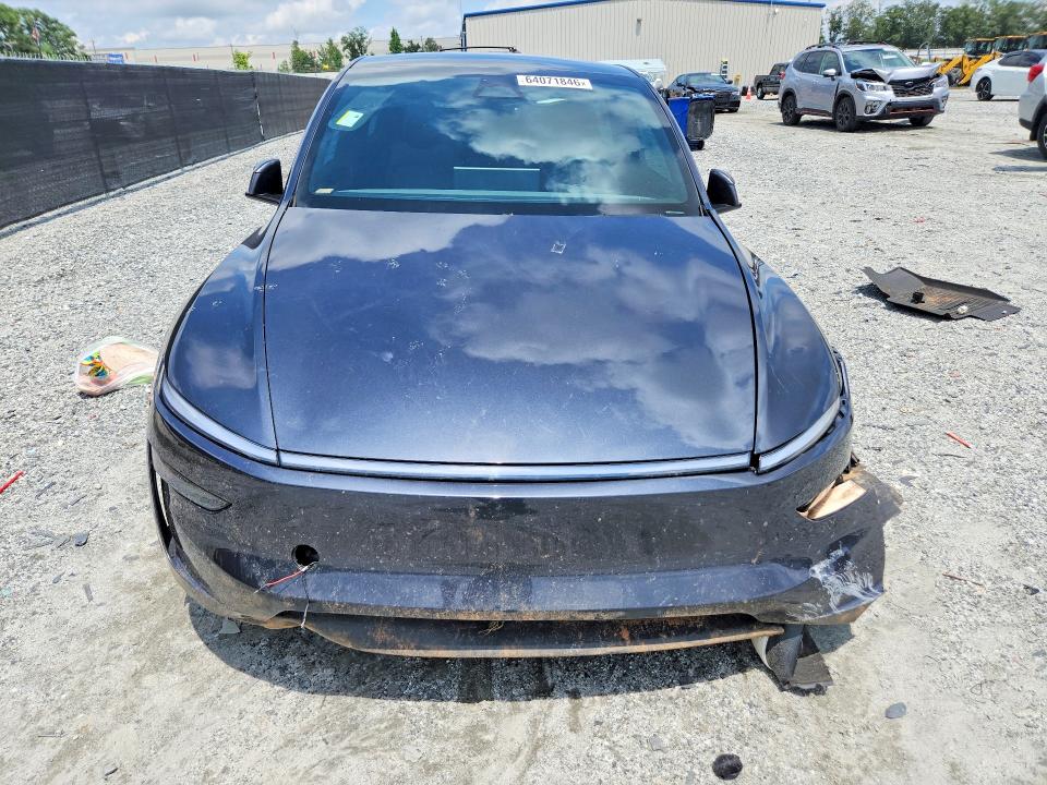 Zdjęcie 5 z aukcji – 2026 TESLA MODEL Y z VIN 7SAYGDEE4TA665628