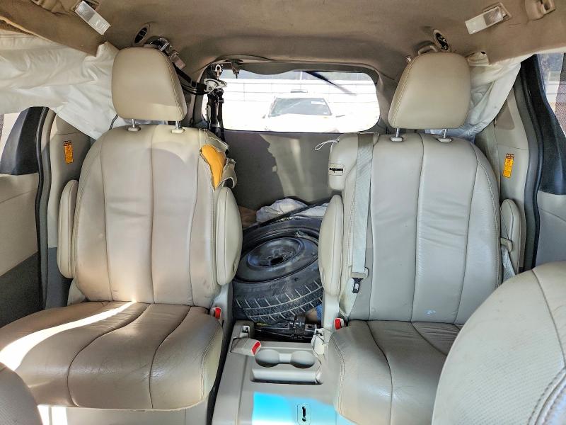 Photo 10 from auction – 2014 TOYOTA SIENNA with VIN 5TDYK3DC7ES515438