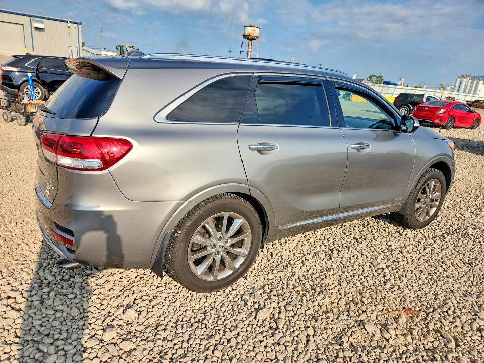Photo 3 from auction – 2018 KIA SORENTO with VIN 5XYPKDA5XJG363993