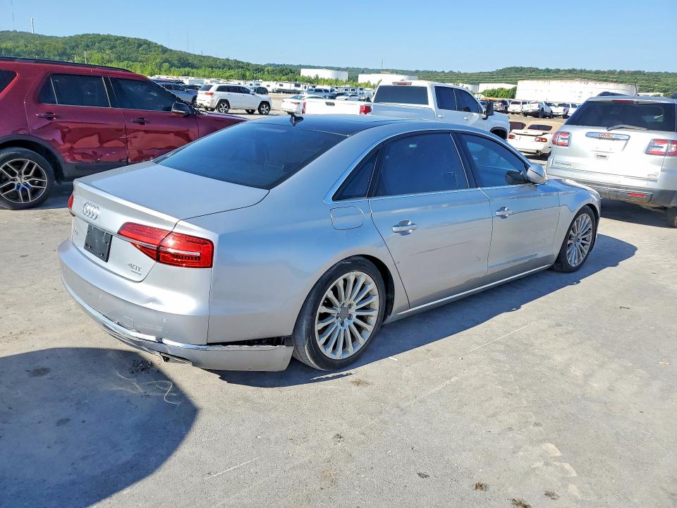 Photo 3 from auction – 2015 AUDI A8 with VIN WAU32AFD5FN025413