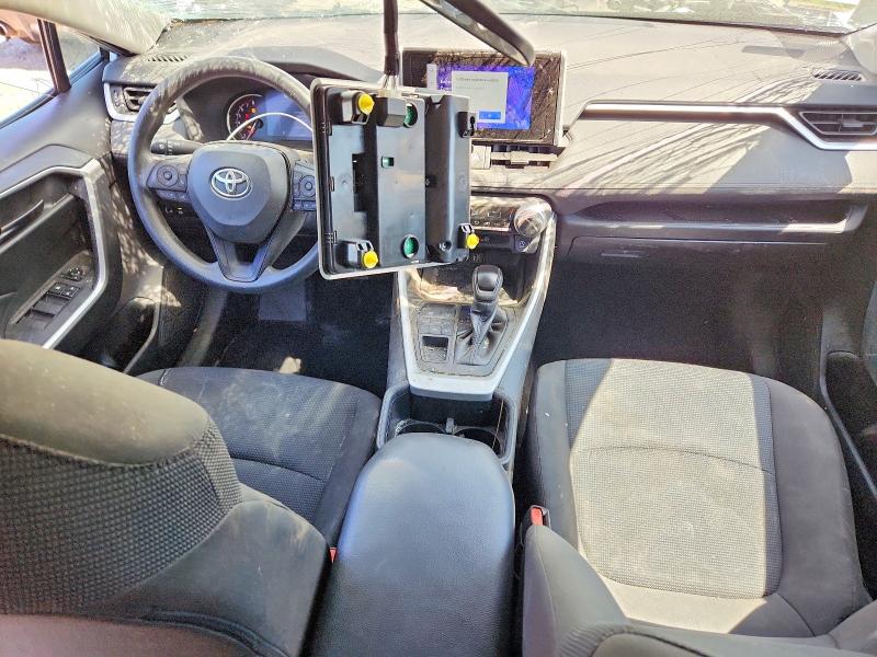 Photo 8 from auction – 2024 TOYOTA RAV4 with VIN 2T3G1RFV6RW415240