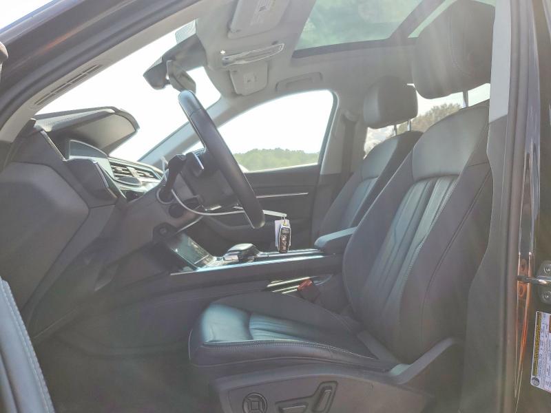 Фото 7 с аукциона – 2024 AUDI Q8 E-TRON с VIN WA15ABGEXRB057480