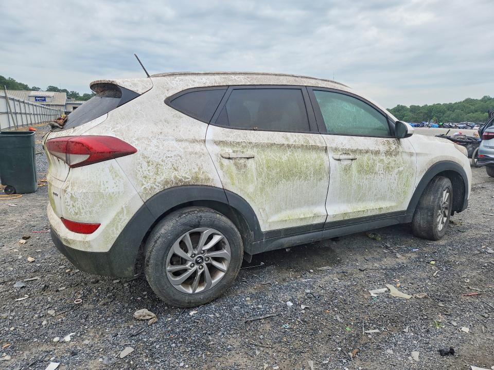 Photo 3 from auction – 2016 HYUNDAI TUCSON with VIN KM8J3CA41GU166914