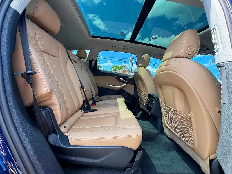 Photo 6 from auction – 2020 AUDI Q7 with VIN WA1LXAF72LD000219