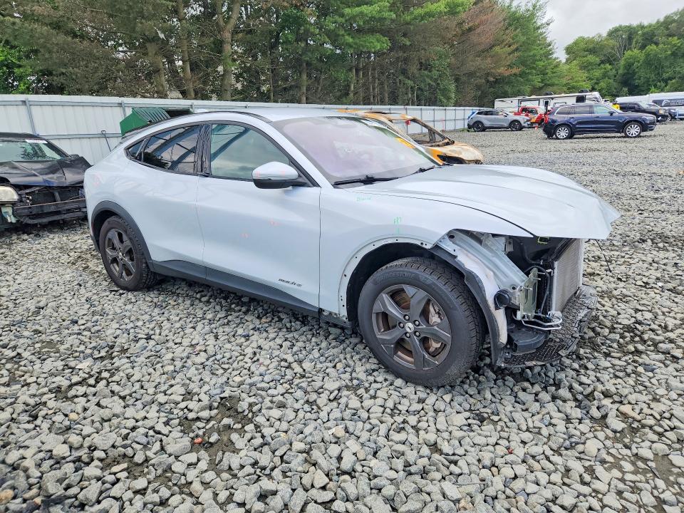 Photo 4 from auction – 2021 FORD MUSTANG MACH-E with VIN 3FMTK1RM9MMA41101