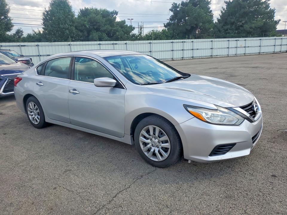 Photo 4 from auction – 2016 NISSAN ALTIMA with VIN 1N4AL3AP7GN322596