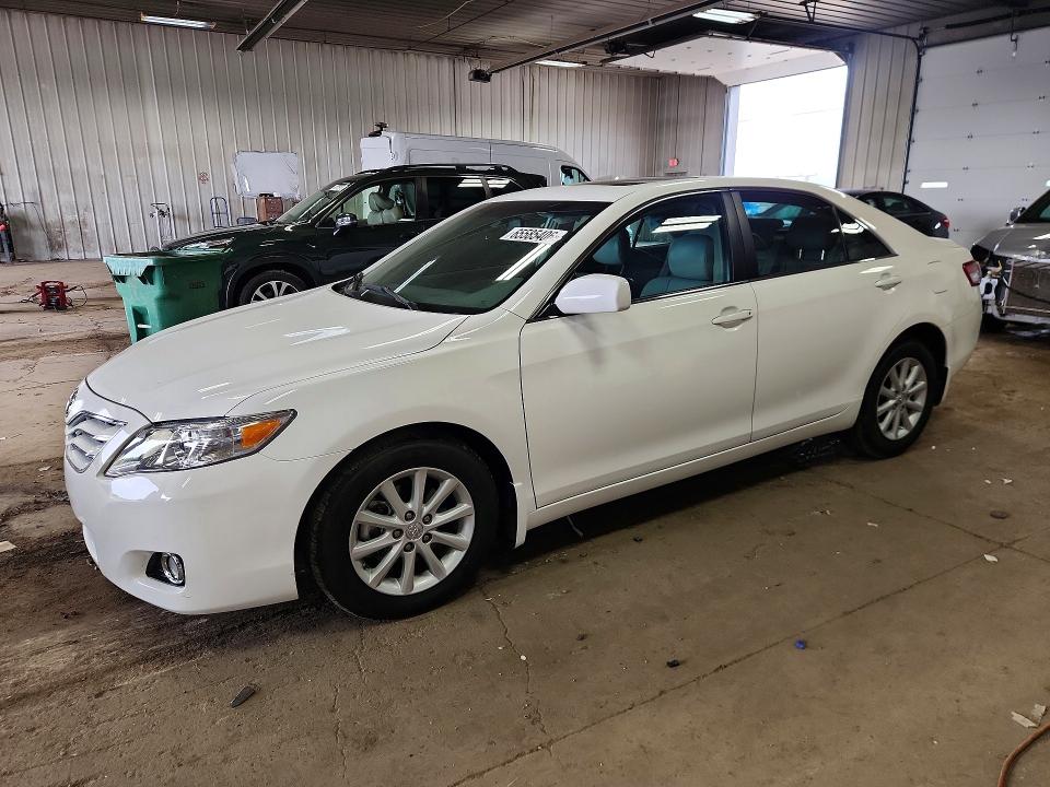 TOYOTA CAMRY 2011 with VIN 4T4BF3EK8BR100377 - Photo from auction
