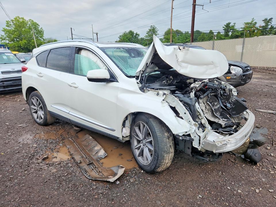 Photo 4 from auction – 2021 ACURA RDX with VIN 5J8TC2H54ML048672