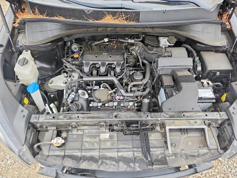 Photo 12 from auction – 2017 KIA SORENTO with VIN 5XYPKDA5XHG229141