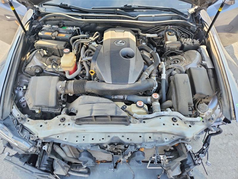 Photo 11 from auction – 2018 LEXUS IS with VIN JTHBA1D21J5068642