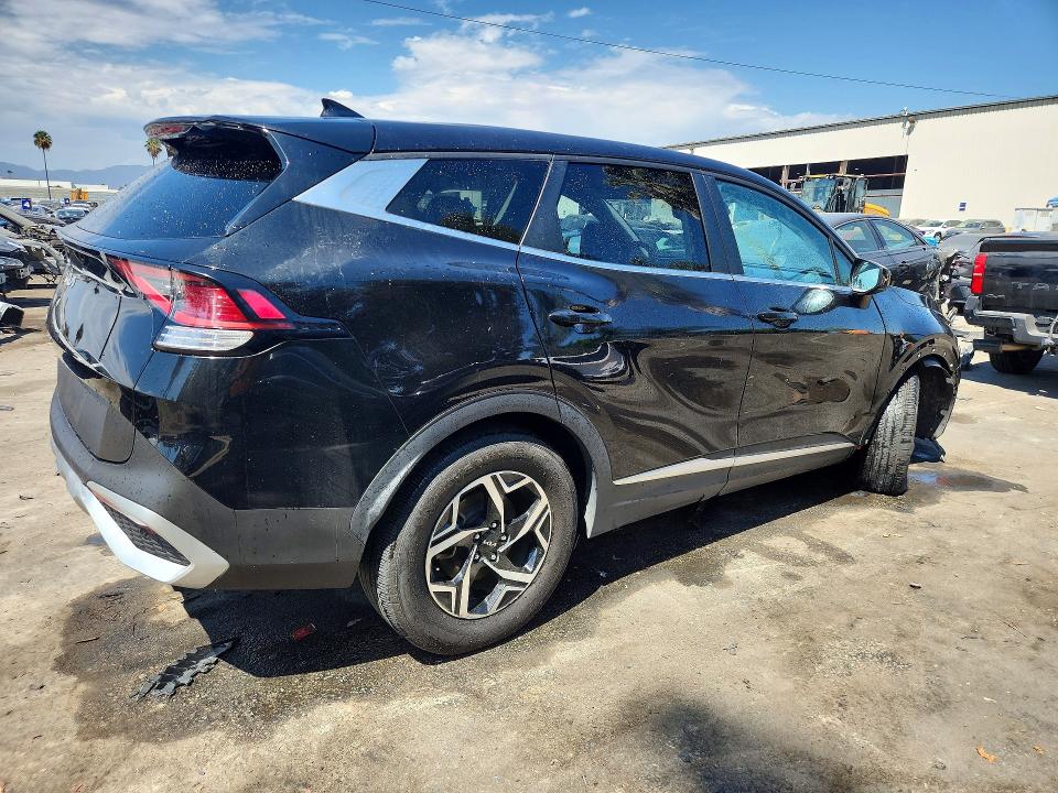 Photo 3 from auction – 2023 KIA SPORTAGE with VIN KNDPUCAF7P7132195