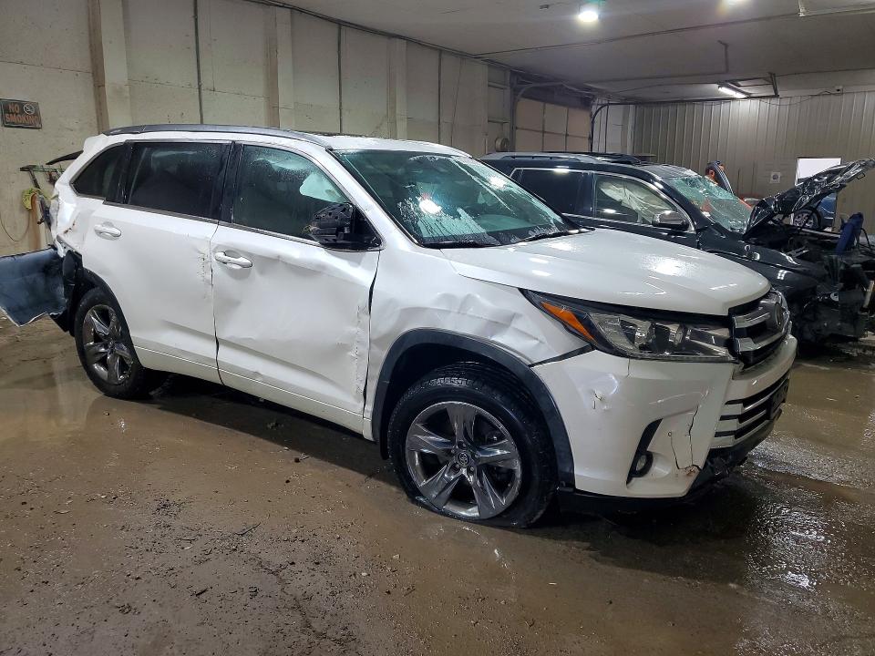 Photo 4 from auction – 2019 TOYOTA HIGHLANDER with VIN 5TDDZRFHXKS971029