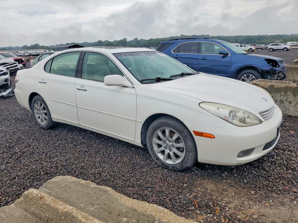 Photo 4 from auction – 2002 LEXUS ES with VIN JTHBF30G820084270