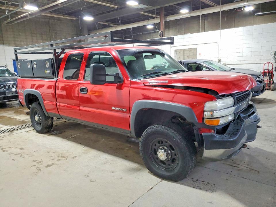 Photo 4 from auction – 2002 CHEVROLET SILVERADO with VIN 1GCHK29U62Z202872