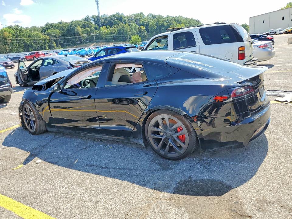 Photo 2 from auction – 2023 TESLA MODEL S with VIN 5YJSA1E6XPF522008