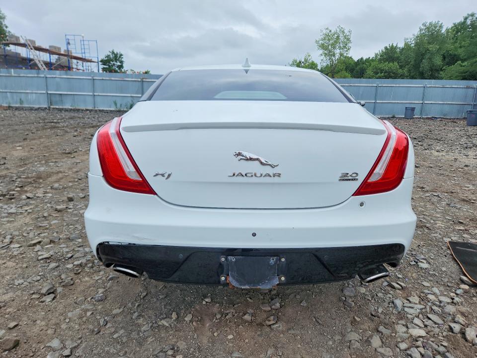 Photo 6 from auction – 2018 JAGUAR XJ with VIN SAJWJ1CD9J8W14092