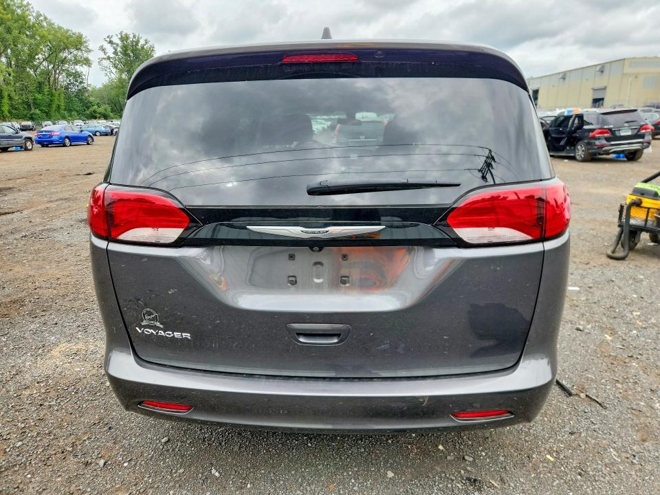 Photo 6 from auction – 2022 CHRYSLER VOYAGER with VIN 2C4RC1CG4NR158142